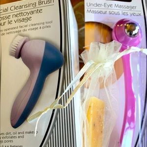 Facial Care Package, Facial Brush, Roller, Soap ++